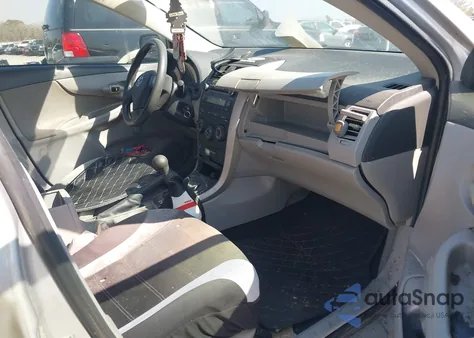 2011 Toyota Corolla z USA, uszkodzony, nr VIN 2T1BU4EE7BC582891